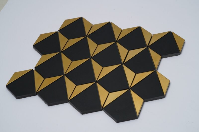 Vitrified Mosaic Tiles PLAIN BLACK GOLDEN V (260x300mm, Mosaic )