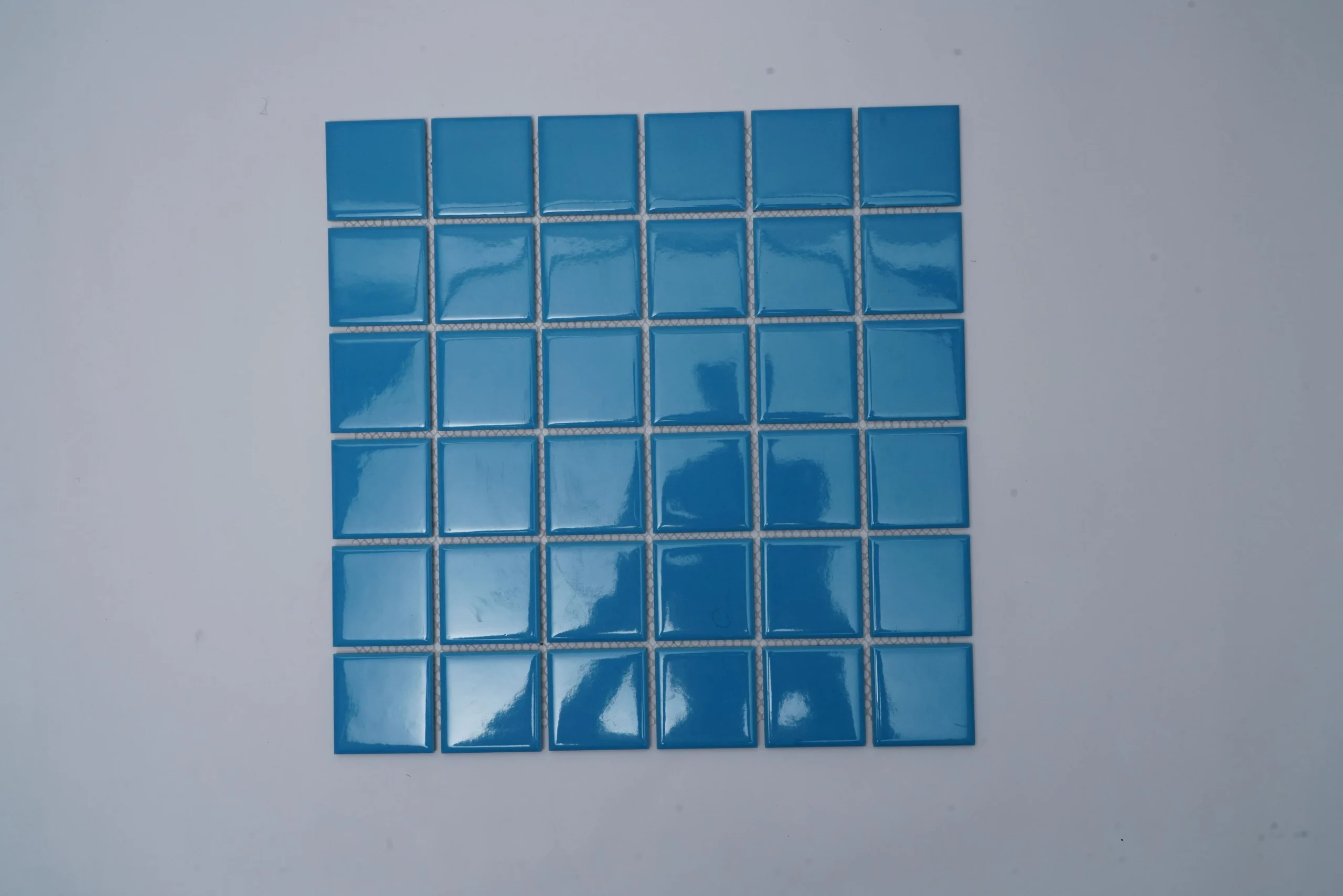 Mosaic IM48LBP (306x306mm, Pool Tile)