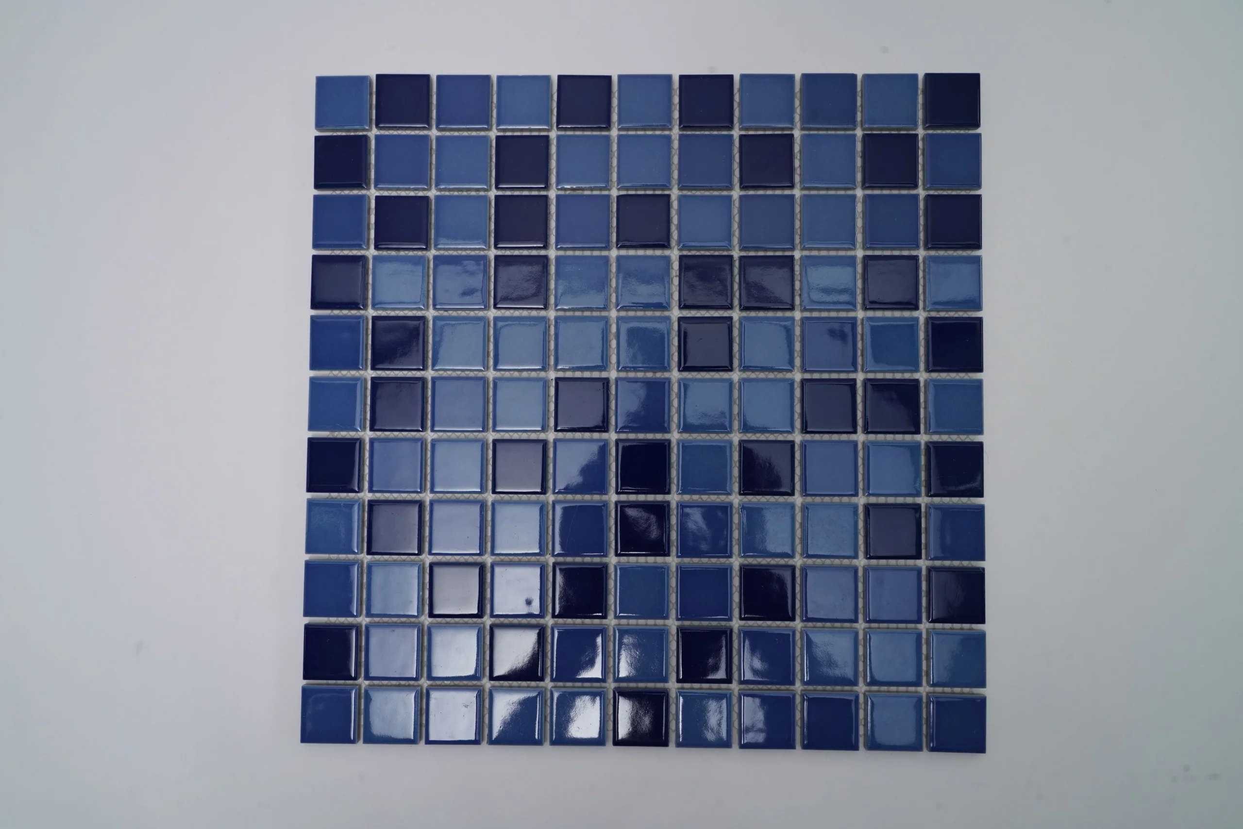 Mosaic IM25DBM (302x302mm, Pool Tile)